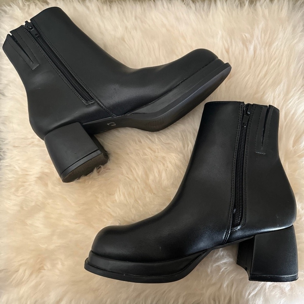 Steve Madden Jcobra Low Platform Boots
